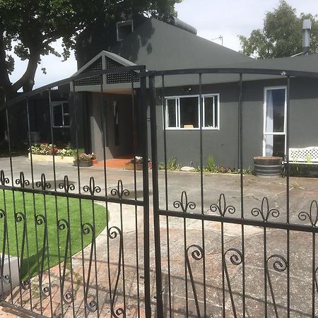 Sandy Feet Accommodation Christchurch Exterior photo